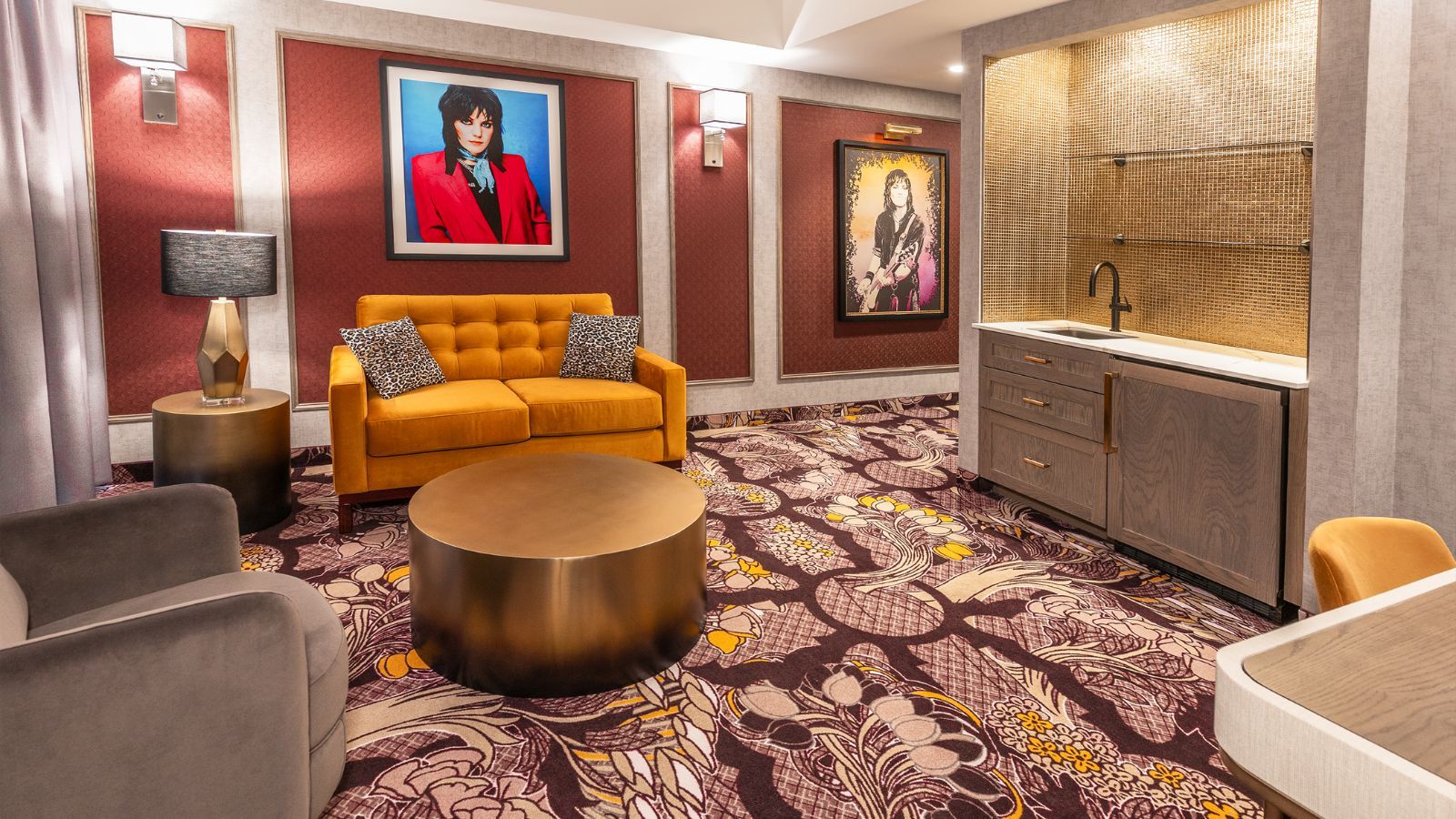 Standard Suite