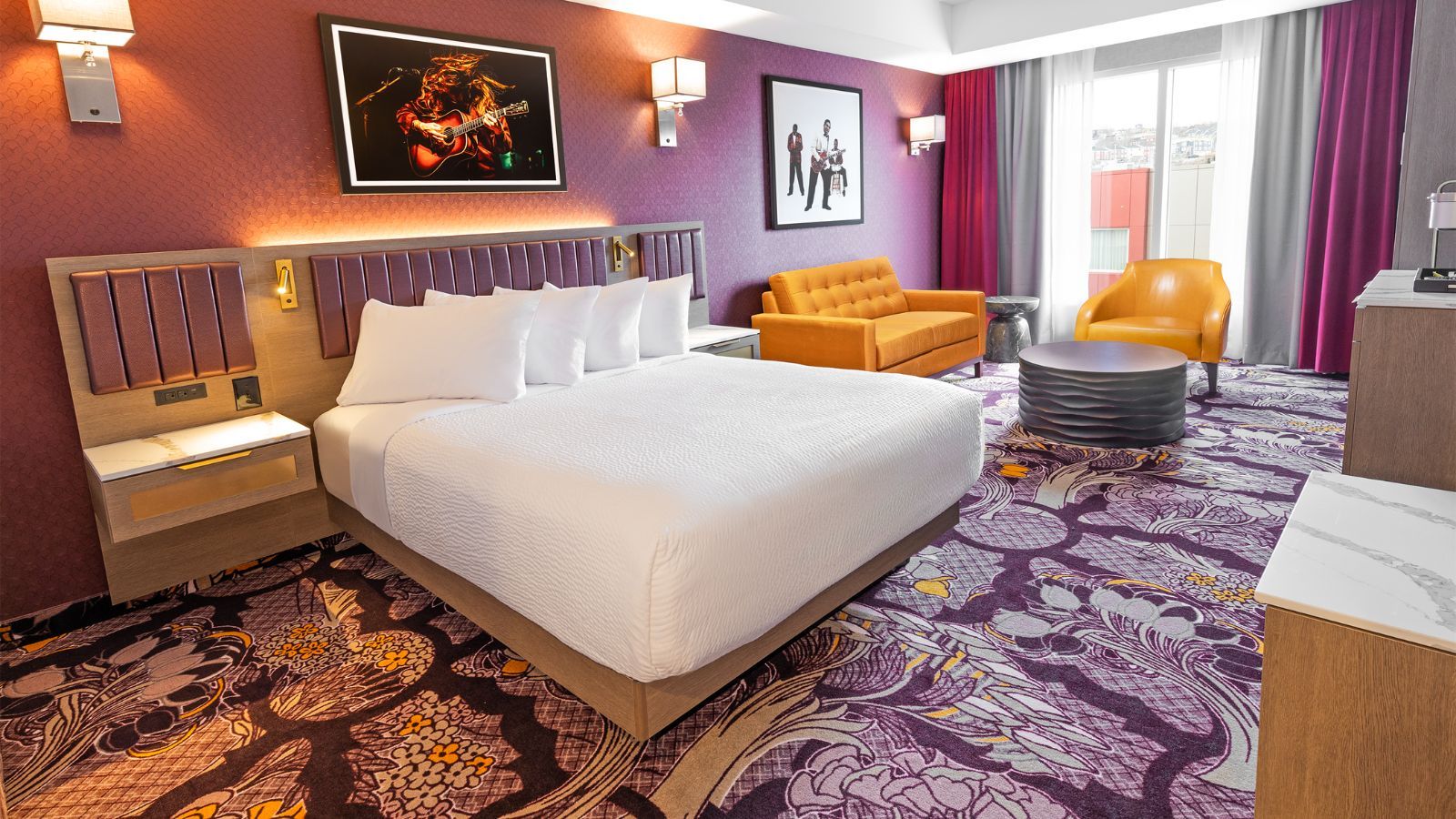 Queen Rooms